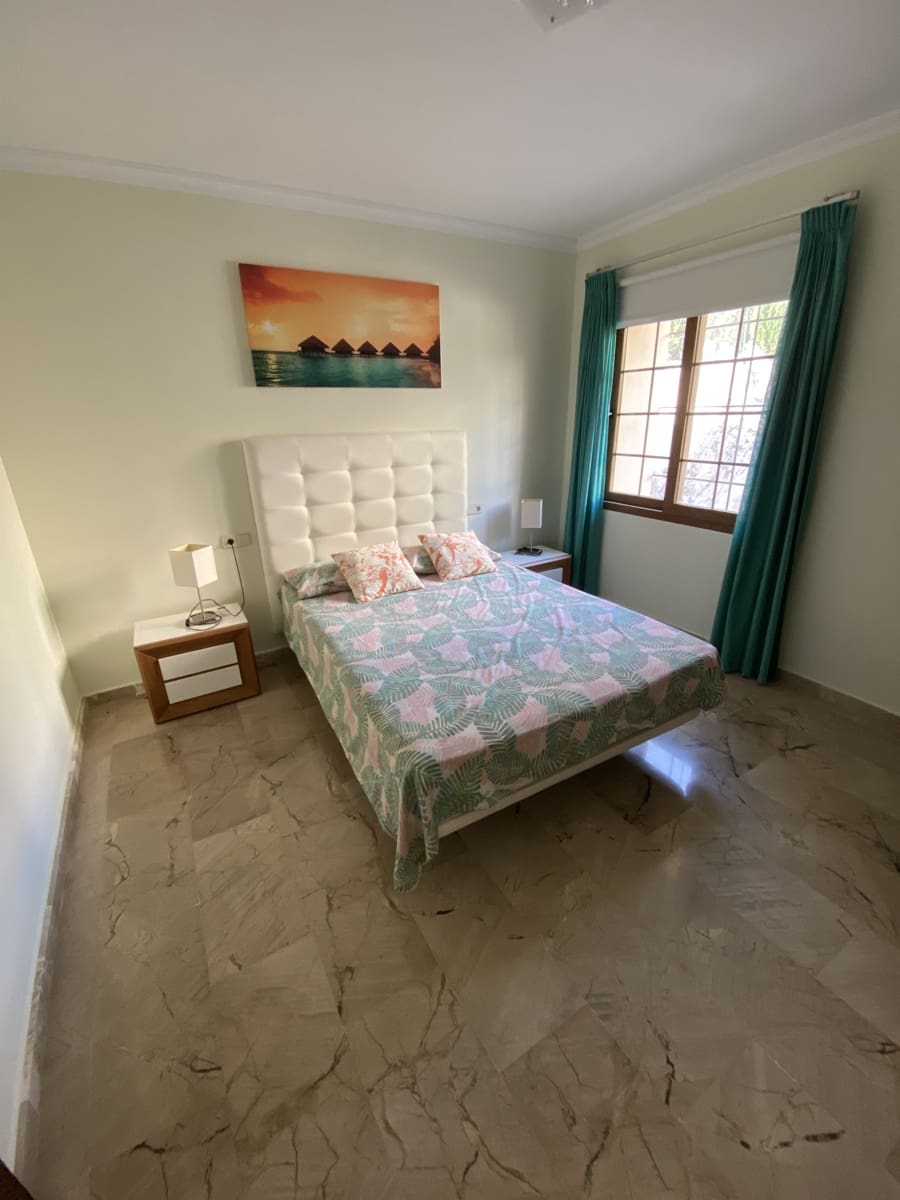 4 soverom Rekkehus til salgs i La Manga Club med svømmebasseng garasje - € 359 995 (Ref: 8541571)