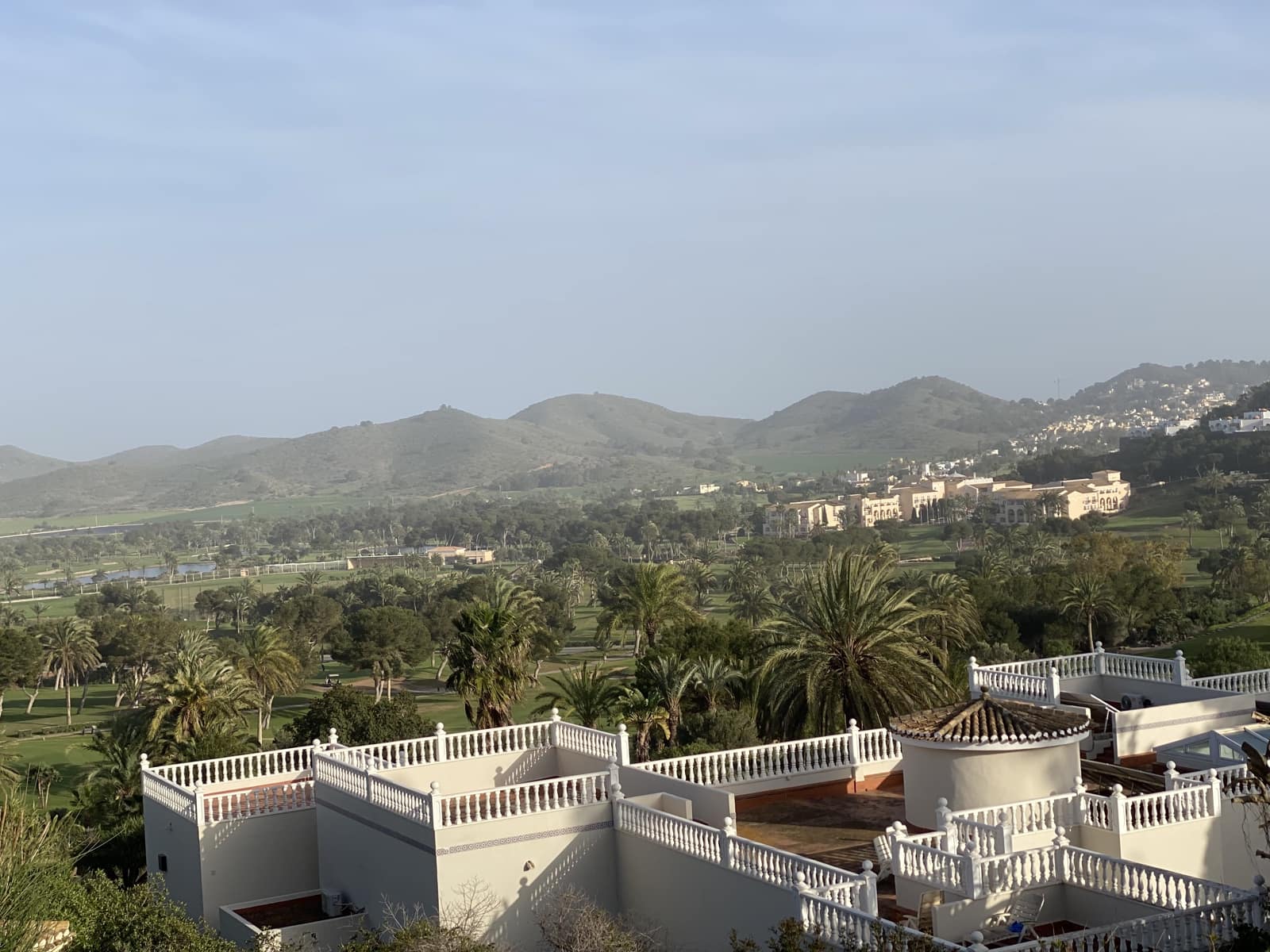 4 soverom Rekkehus til salgs i La Manga Club med svømmebasseng garasje - € 359 995 (Ref: 8541571)