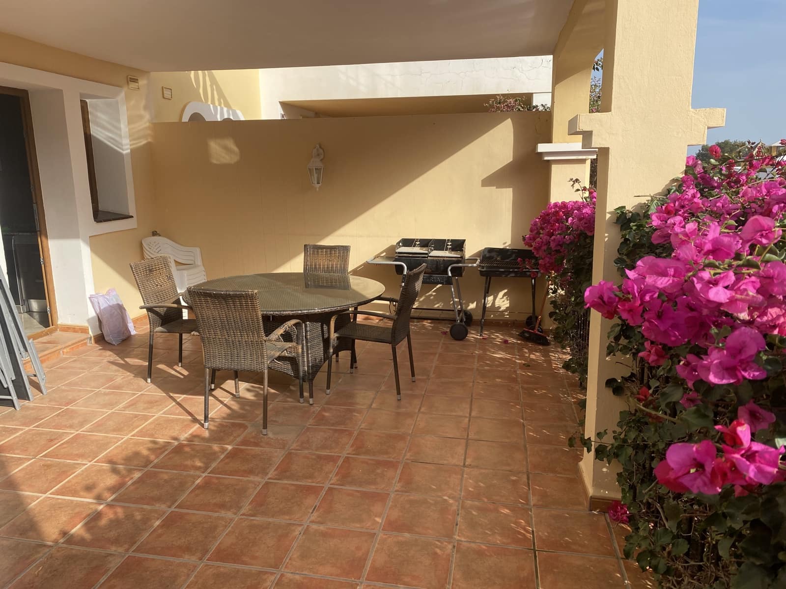 4 soverom Rekkehus til salgs i La Manga Club med svømmebasseng garasje - € 359 995 (Ref: 8541571)