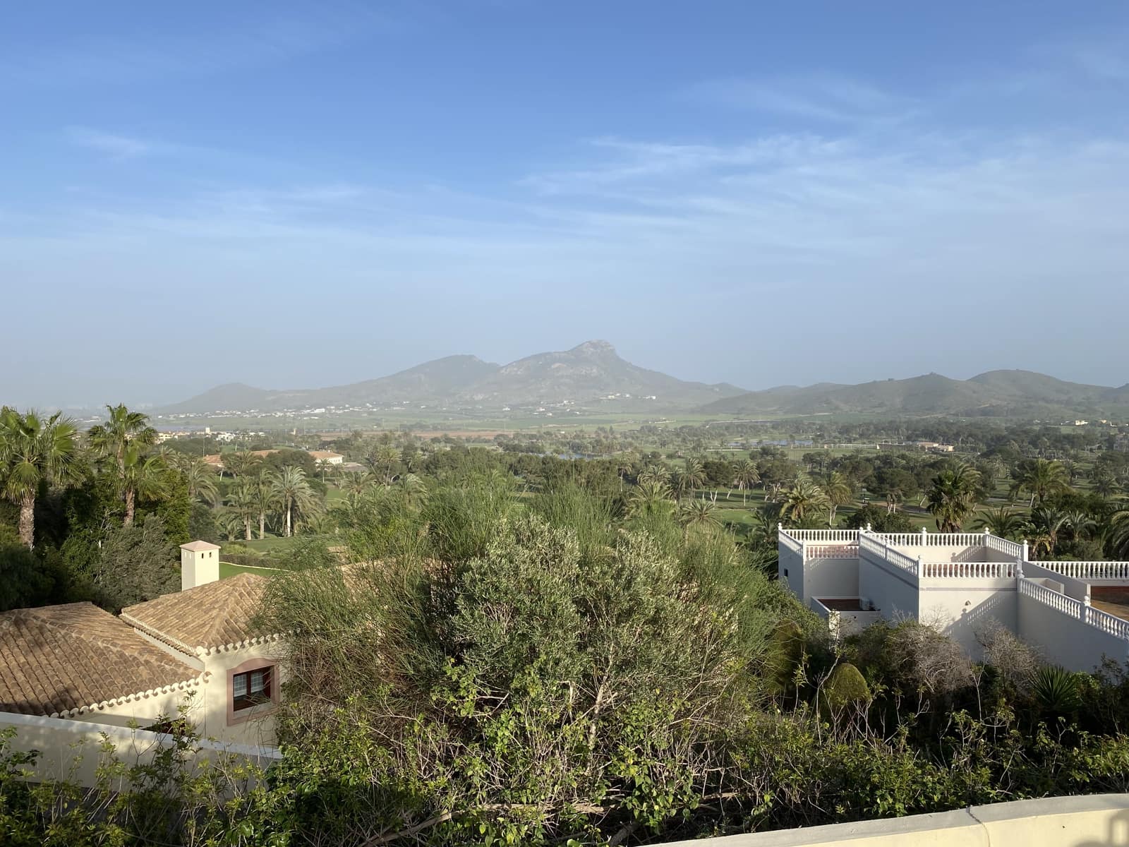 4 soverom Rekkehus til salgs i La Manga Club med svømmebasseng garasje - € 359 995 (Ref: 8541571)