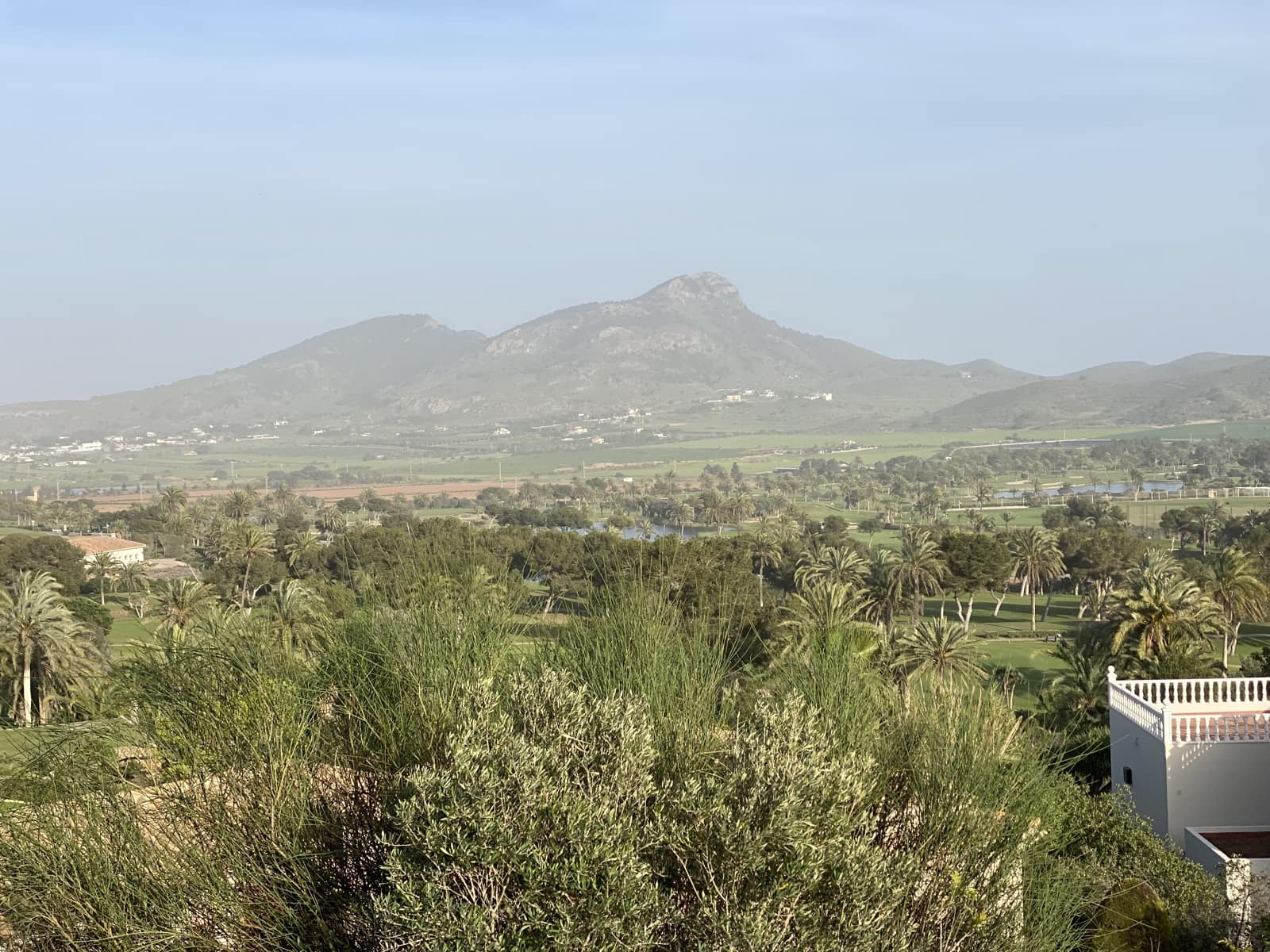 4 soverom Rekkehus til salgs i La Manga Club med svømmebasseng garasje - € 359 995 (Ref: 8541571)