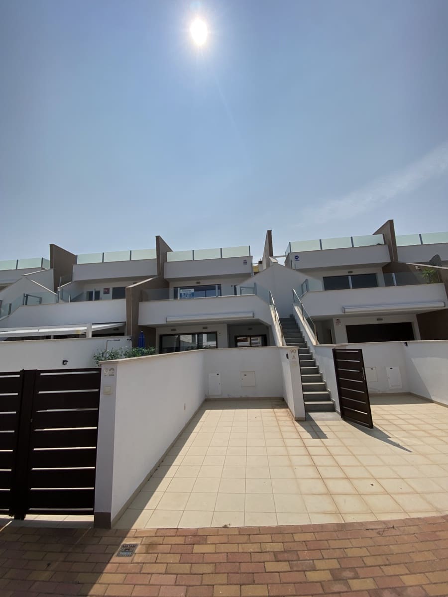 2 soveværelse Lejlighed til salg i San Pedro del Pinatar med swimmingpool garage - € 314.995 (Ref: 9033248)