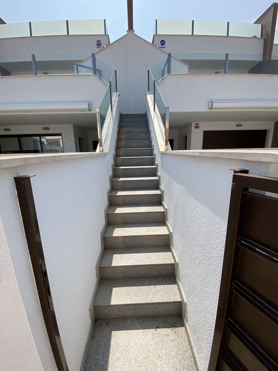 2 soveværelse Lejlighed til salg i San Pedro del Pinatar med swimmingpool garage - € 314.995 (Ref: 9033248)