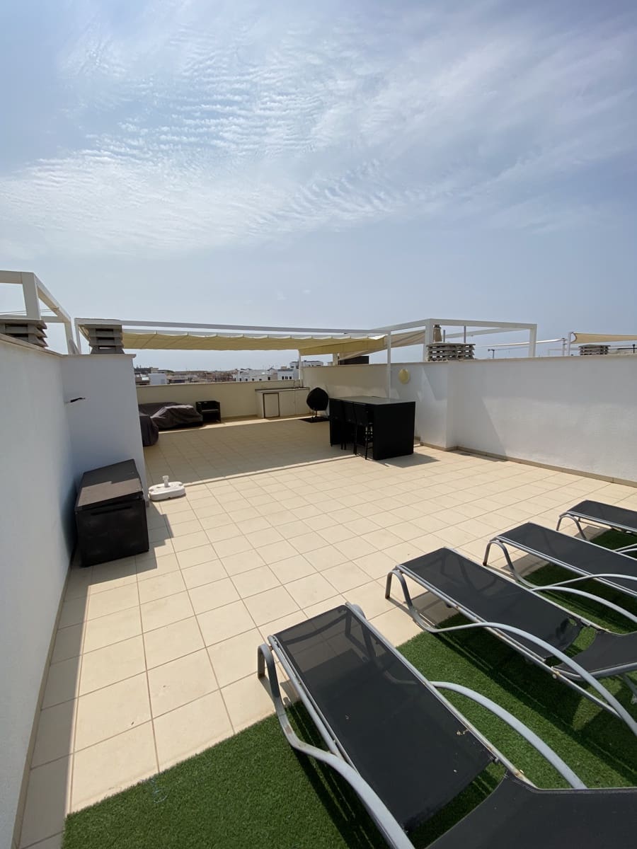 2 soveværelse Lejlighed til salg i San Pedro del Pinatar med swimmingpool garage - € 314.995 (Ref: 9033248)