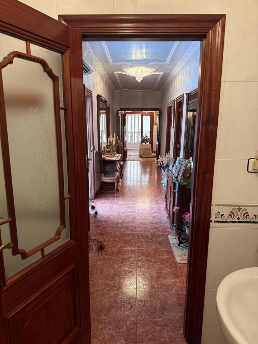 5 bedroom Villa for sale in San Pedro del Pinatar with garage - € 295,000 (Ref: 9238795)