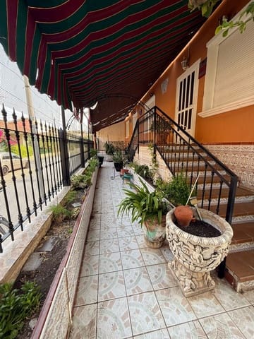 5 quarto Moradia para venda em San Pedro del Pinatar com garagem - 295 000 € (Ref: 9238795)