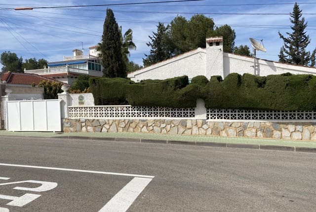 2 soverom Villa til salgs i Pinar de Campoverde, Pilar de la Horadada med svømmebasseng garasje - € 290 000 (Ref: 9271757)