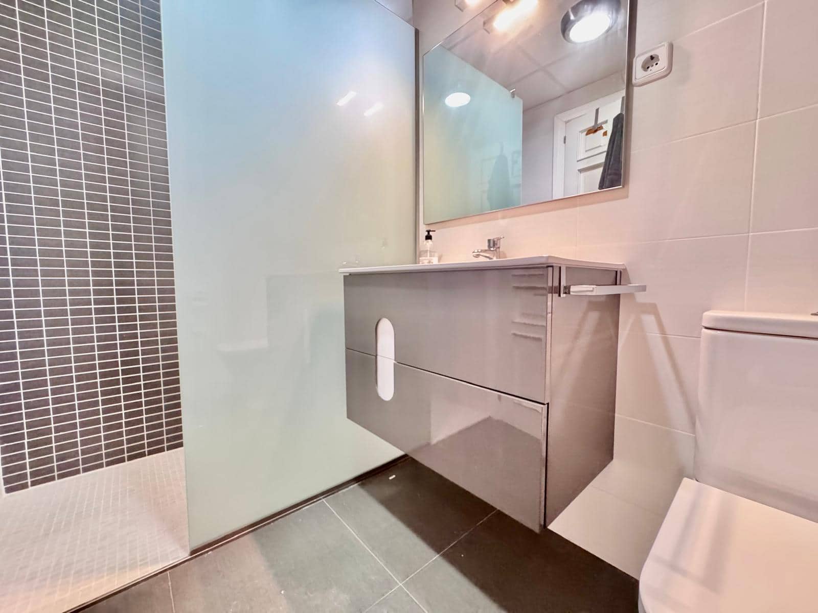 2 bedroom Apartment for sale in Lo Pagan with garage - € 122,900 (Ref: 9360438)