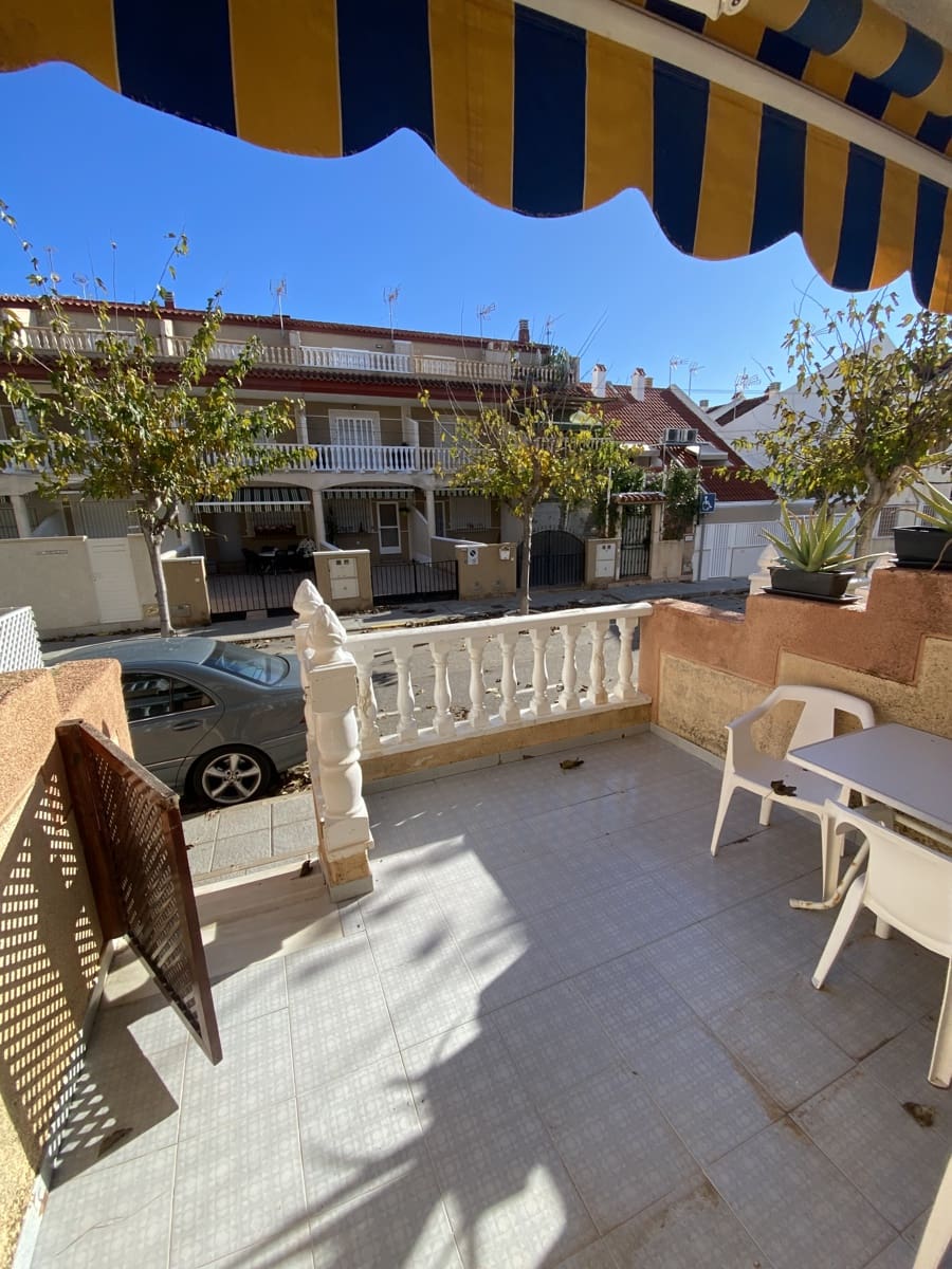 4 slaapkamer Huis te koop in Pilar de la Horadada met garage - € 214.995 (Ref: 9473289)