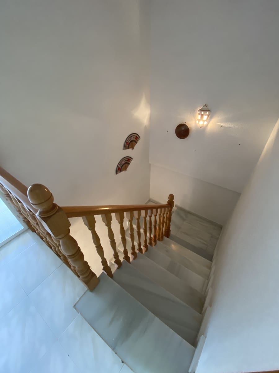 4 slaapkamer Huis te koop in Pilar de la Horadada met garage - € 214.995 (Ref: 9473289)