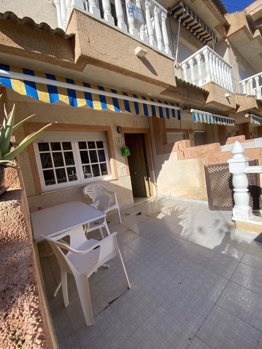 4 slaapkamer Huis te koop in Pilar de la Horadada met garage - € 214.995 (Ref: 9473289)