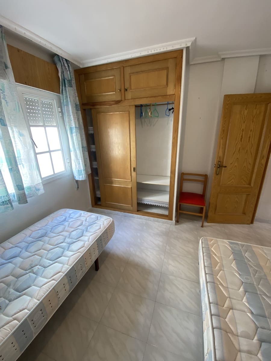 4 slaapkamer Huis te koop in Pilar de la Horadada met garage - € 214.995 (Ref: 9473289)