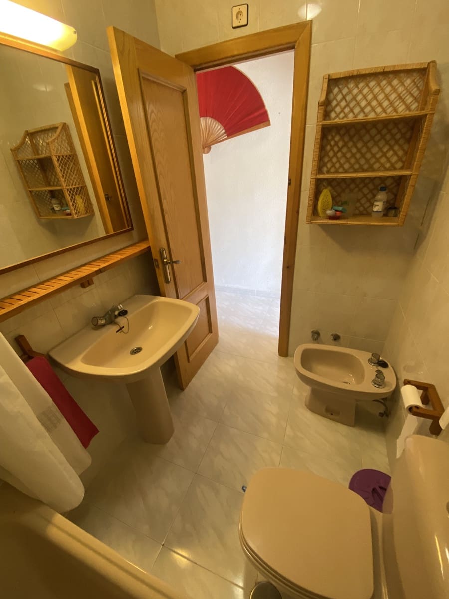 4 slaapkamer Huis te koop in Pilar de la Horadada met garage - € 214.995 (Ref: 9473289)