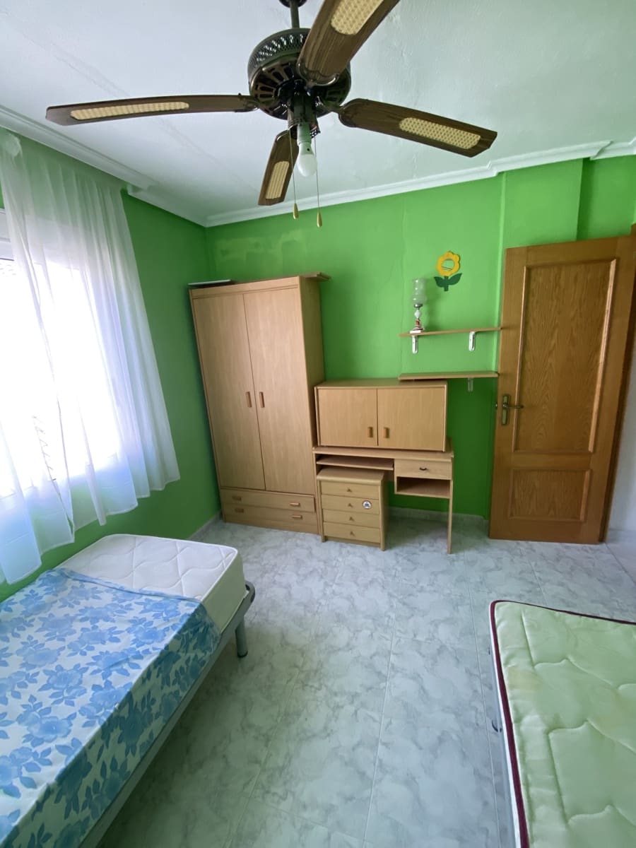 4 slaapkamer Huis te koop in Pilar de la Horadada met garage - € 214.995 (Ref: 9473289)