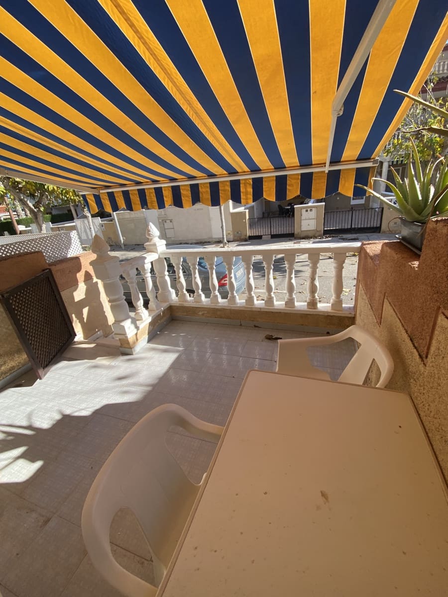 4 slaapkamer Huis te koop in Pilar de la Horadada met garage - € 214.995 (Ref: 9473289)