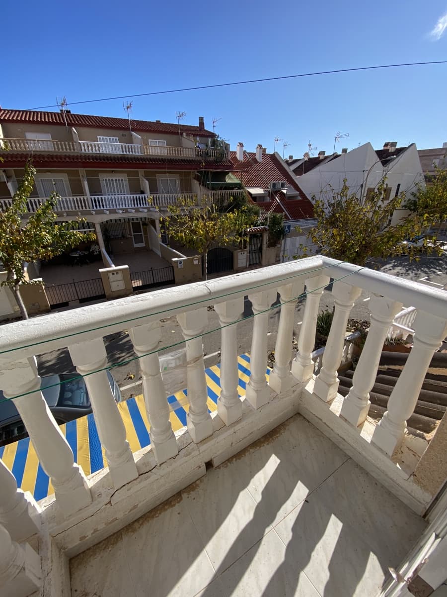 4 slaapkamer Huis te koop in Pilar de la Horadada met garage - € 214.995 (Ref: 9473289)