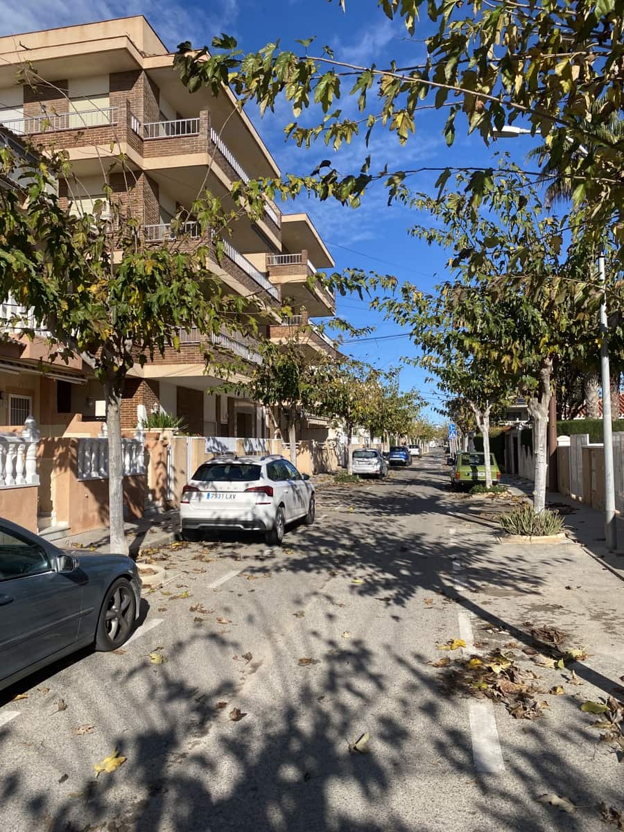 4 slaapkamer Huis te koop in Pilar de la Horadada met garage - € 214.995 (Ref: 9473289)