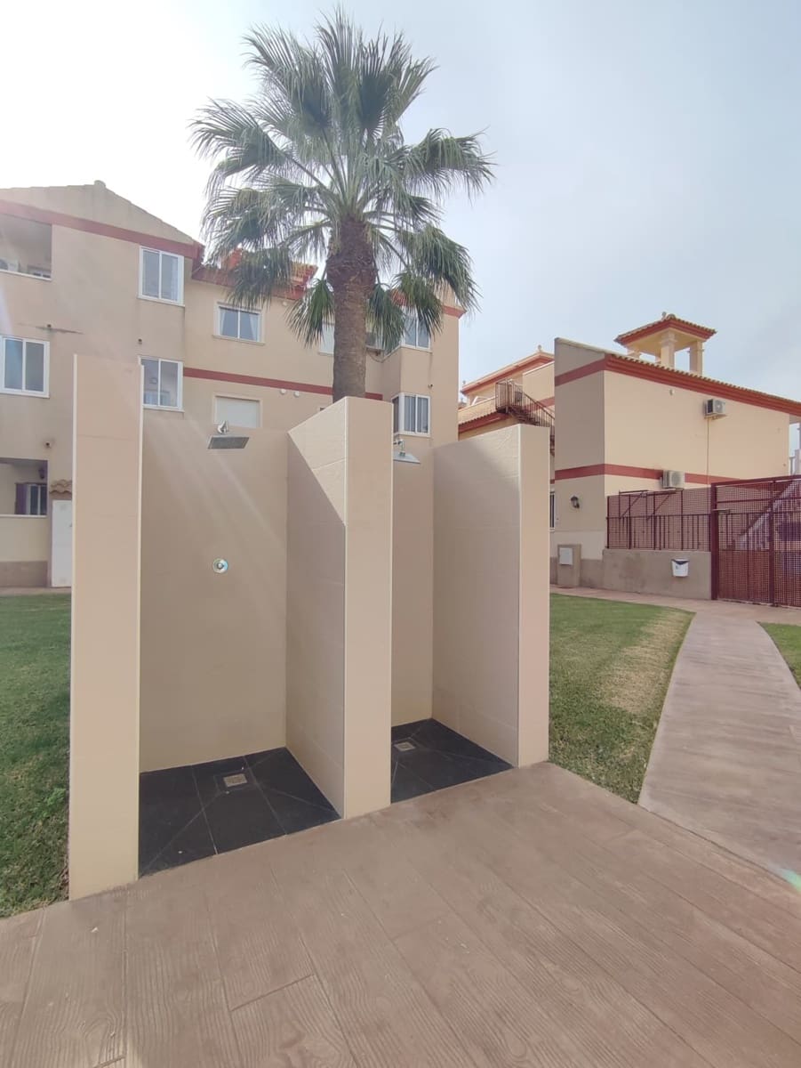 2 bedroom Apartment for sale in San Pedro del Pinatar with pool - € 149,995 (Ref: 9652304)