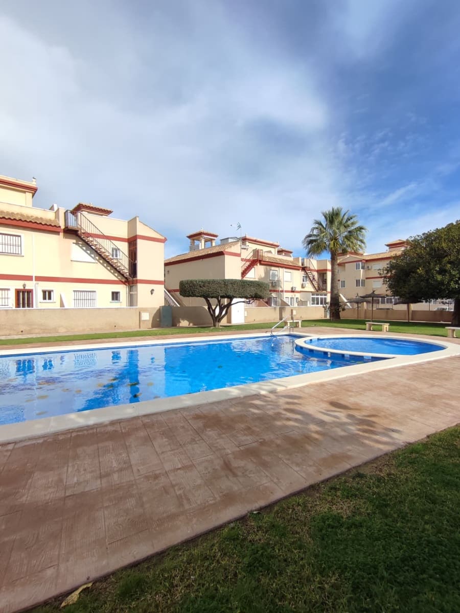 2 bedroom Apartment for sale in San Pedro del Pinatar with pool - € 149,995 (Ref: 9652304)