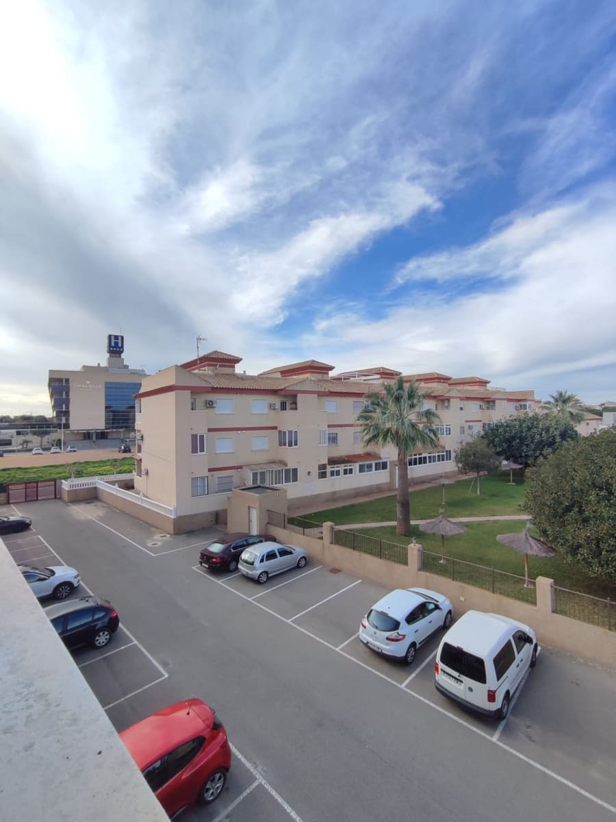 2 bedroom Apartment for sale in San Pedro del Pinatar with pool - € 149,995 (Ref: 9652304)