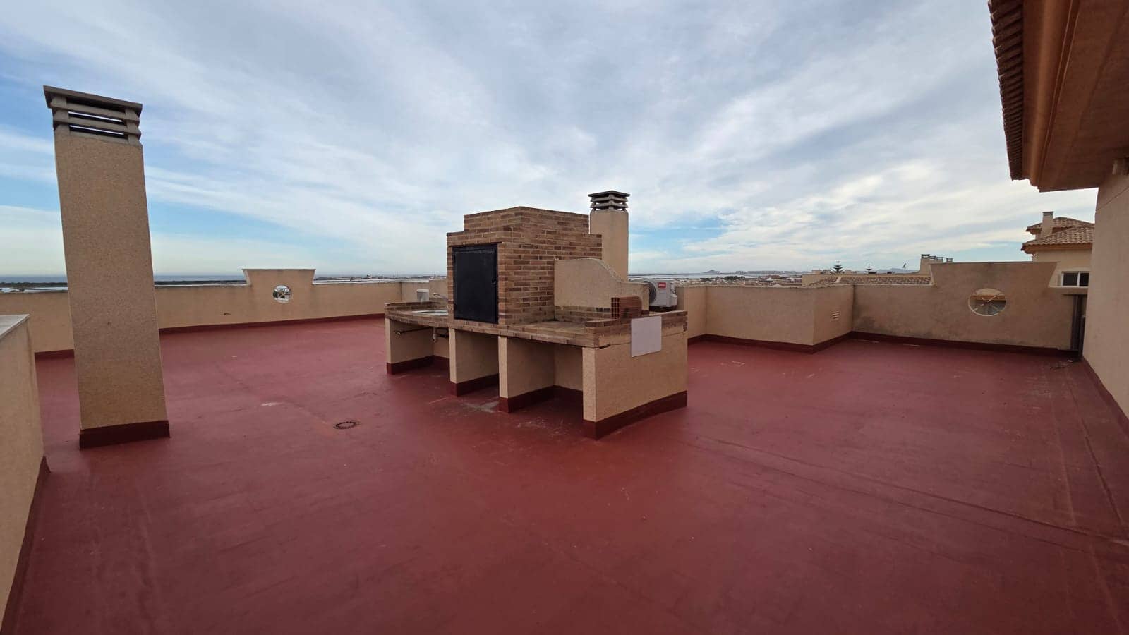 2 bedroom Apartment for sale in San Pedro del Pinatar with pool garage - € 135,000 (Ref: 9653130)