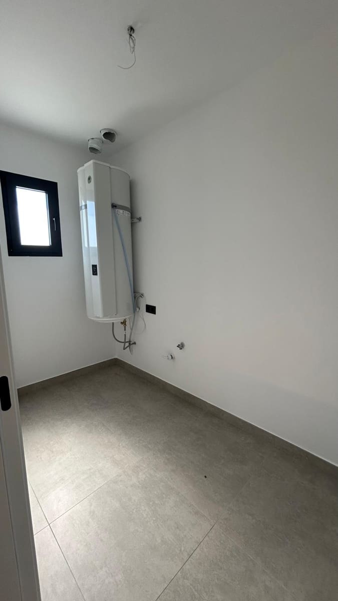 3 sypialnia Willa na sprzedaż w Los Belones z basenem garażem - 365 000 € (Ref: 9676026)