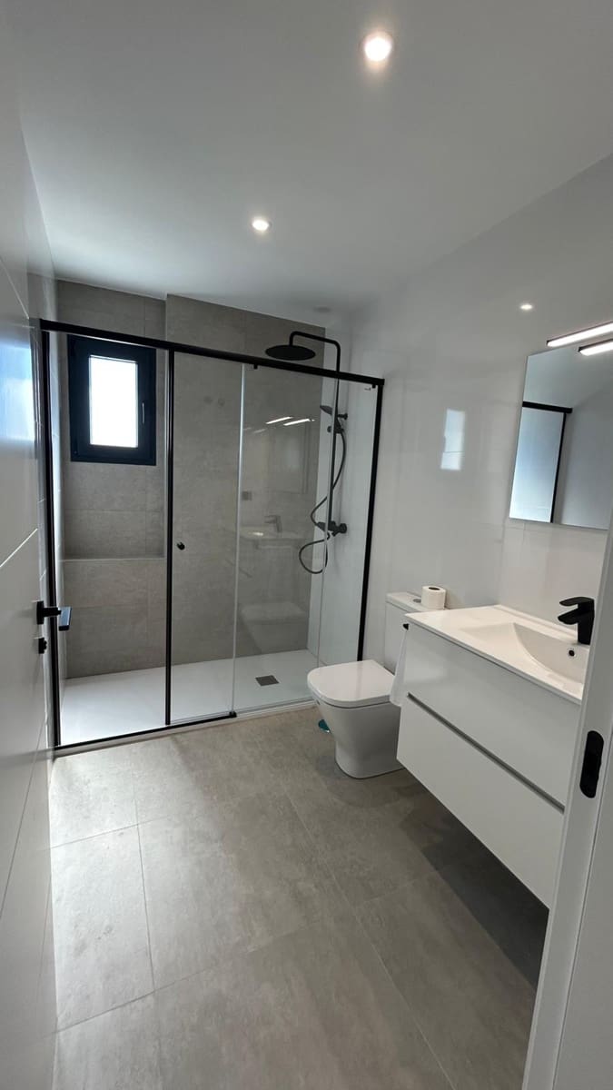 3 sypialnia Willa na sprzedaż w Los Belones z basenem garażem - 365 000 € (Ref: 9676026)