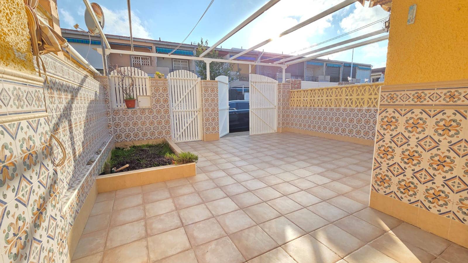 3 bedroom Villa for sale in Lo Pagan - € 154,000 (Ref: 9720401)