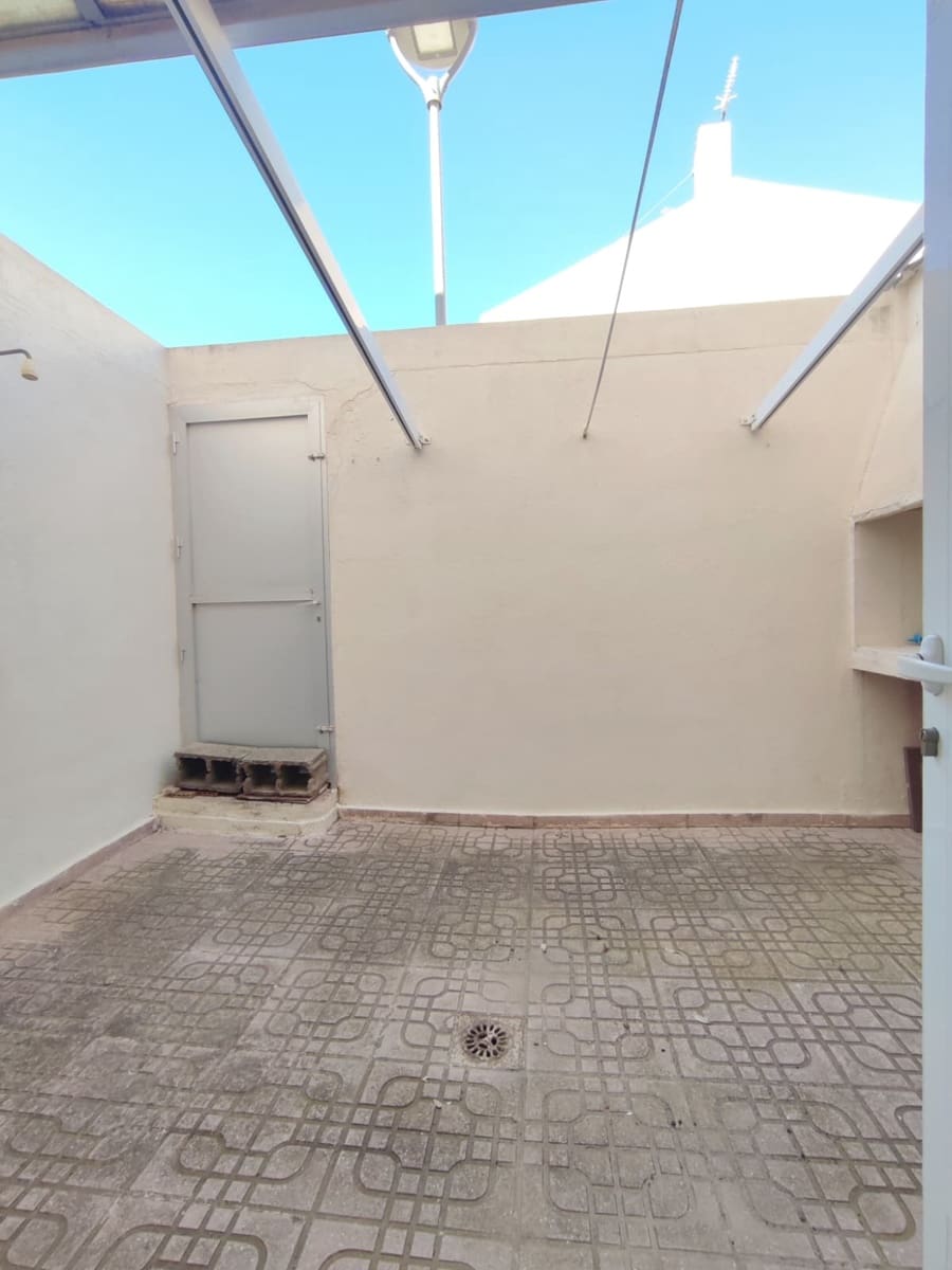 2 soverom Hus til salgs i Lo Pagan med garasje - € 139 995 (Ref: 9756408)