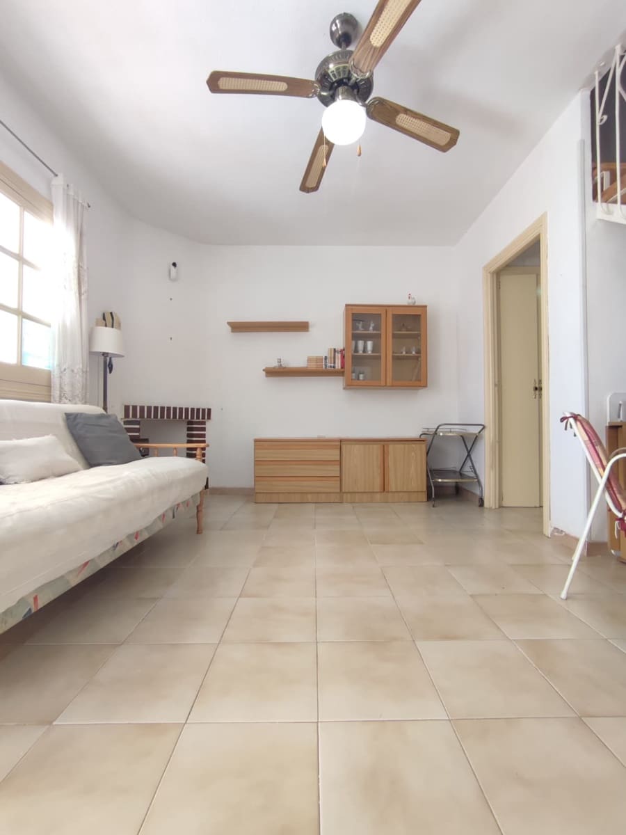 2 soverom Hus til salgs i Lo Pagan med garasje - € 139 995 (Ref: 9756408)