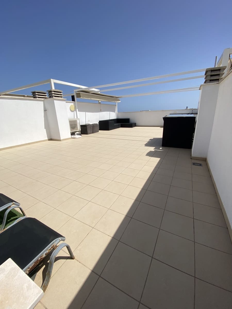 2 slaapkamer Penthouse te koop in San Pedro del Pinatar met zwembad garage - € 324.995 (Ref: 9769896)