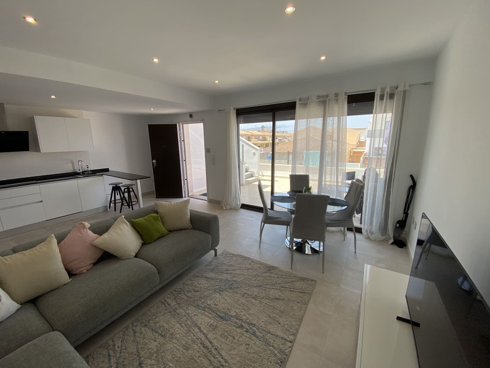 2 slaapkamer Penthouse te koop in San Pedro del Pinatar met zwembad garage - € 324.995 (Ref: 9769896)