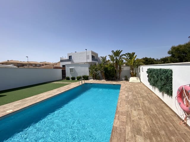 2 slaapkamer Penthouse te koop in San Pedro del Pinatar met zwembad garage - € 324.995 (Ref: 9769896)