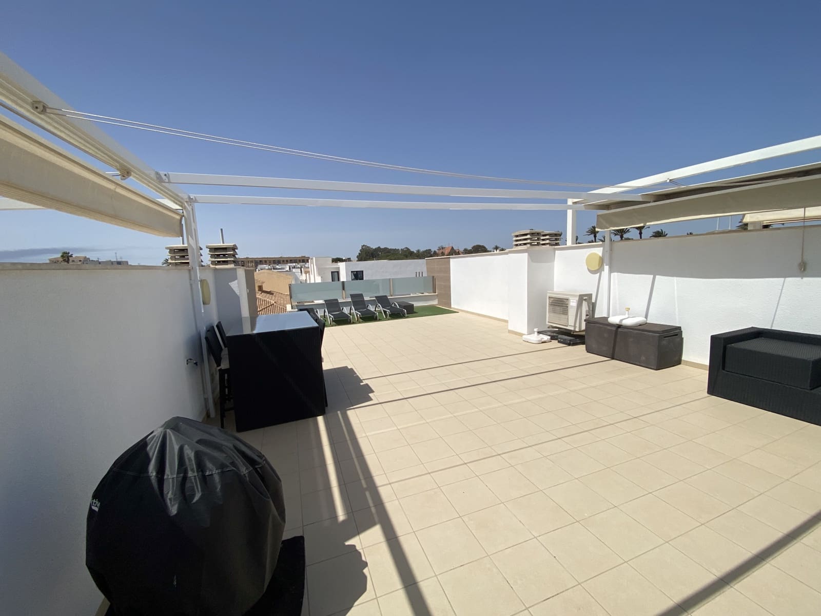 2 slaapkamer Penthouse te koop in San Pedro del Pinatar met zwembad garage - € 324.995 (Ref: 9769896)