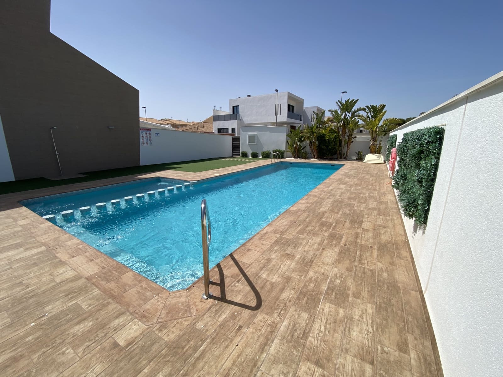 2 slaapkamer Penthouse te koop in San Pedro del Pinatar met zwembad garage - € 324.995 (Ref: 9769896)