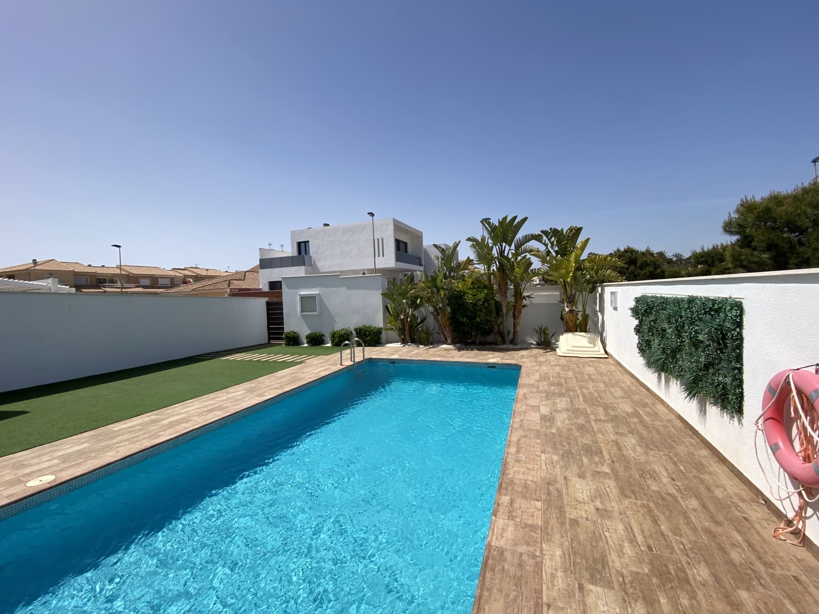 2 slaapkamer Penthouse te koop in San Pedro del Pinatar met zwembad garage - € 324.995 (Ref: 9769896)