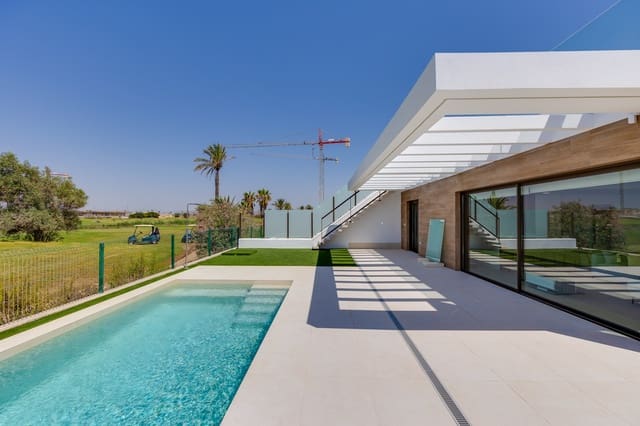 4 bedroom Villa for sale in Los Alcázares with pool garage - € 695,000 (Ref: 9830240)