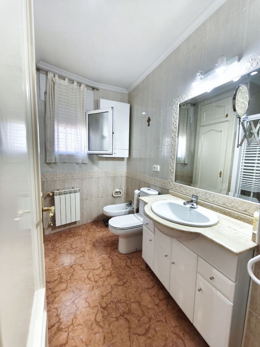 4 Zimmer Doppelhaus zu verkaufen in Santiago de la Ribera mit Pool Garage - 275.000 € (Ref: 9863604)