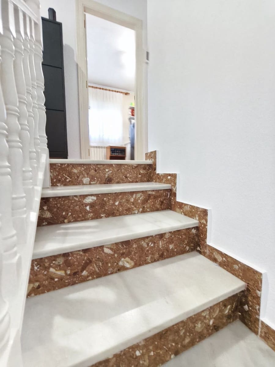 4 sypialnia Dom blizniak na sprzedaż w San Pedro del Pinatar z garażem - 219 900 € (Ref: 9863608)