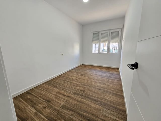 3 soverom Bungalow til salgs i San Pedro del Pinatar med garasje - € 106 000 (Ref: 9863610)