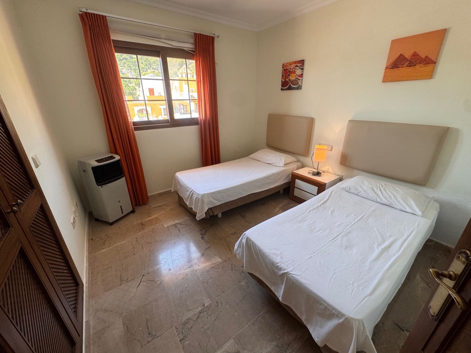 4 chambre Maison de Ville à vendre à Atamaria avec piscine garage - 369 995 € (Ref: 9874325)