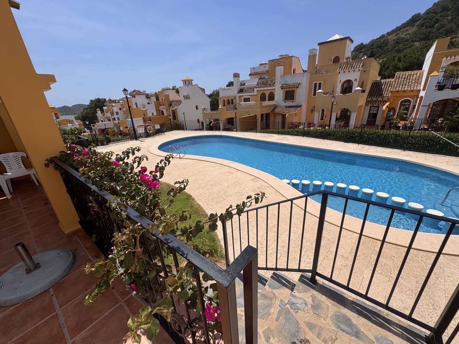 4 chambre Maison de Ville à vendre à Atamaria avec piscine garage - 369 995 € (Ref: 9874325)
