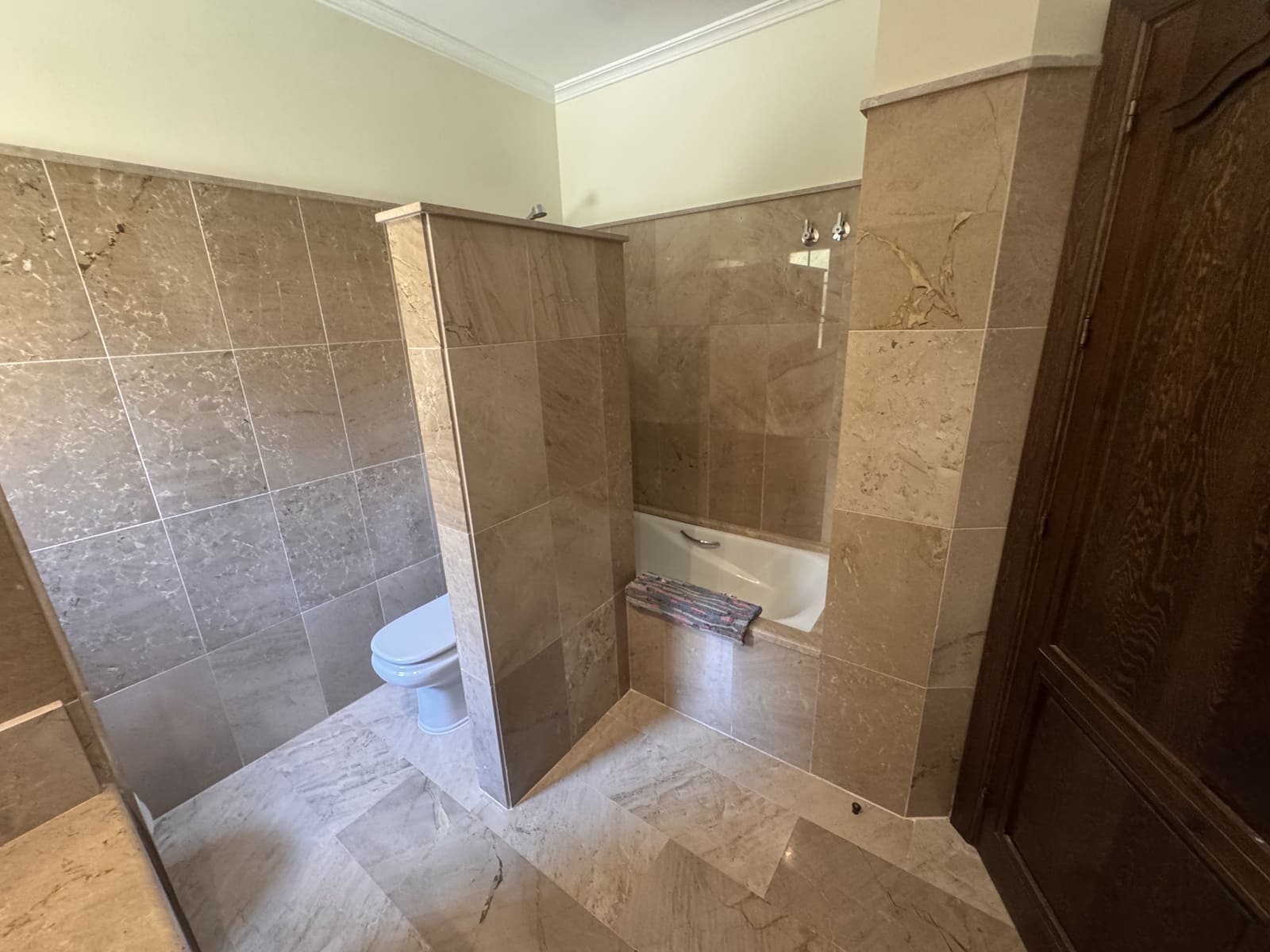 4 chambre Maison de Ville à vendre à Atamaria avec piscine garage - 369 995 € (Ref: 9874325)