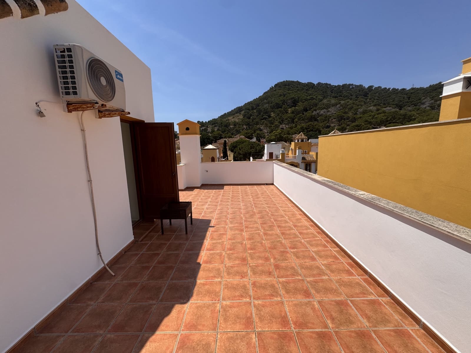 4 chambre Maison de Ville à vendre à Atamaria avec piscine garage - 369 995 € (Ref: 9874325)