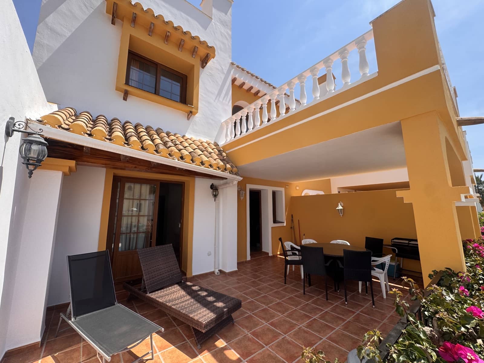 4 chambre Maison de Ville à vendre à Atamaria avec piscine garage - 369 995 € (Ref: 9874325)