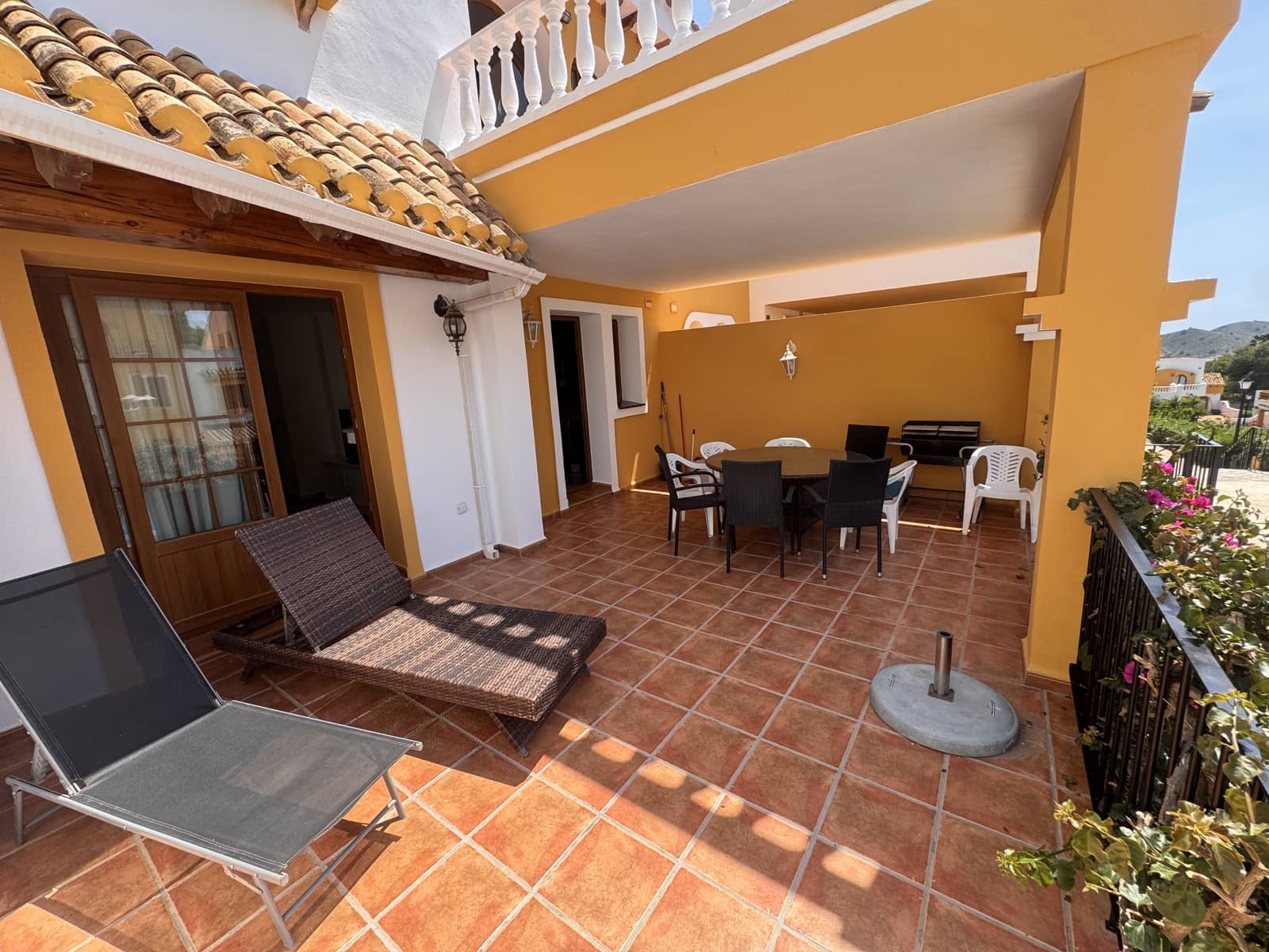 4 chambre Maison de Ville à vendre à Atamaria avec piscine garage - 369 995 € (Ref: 9874325)