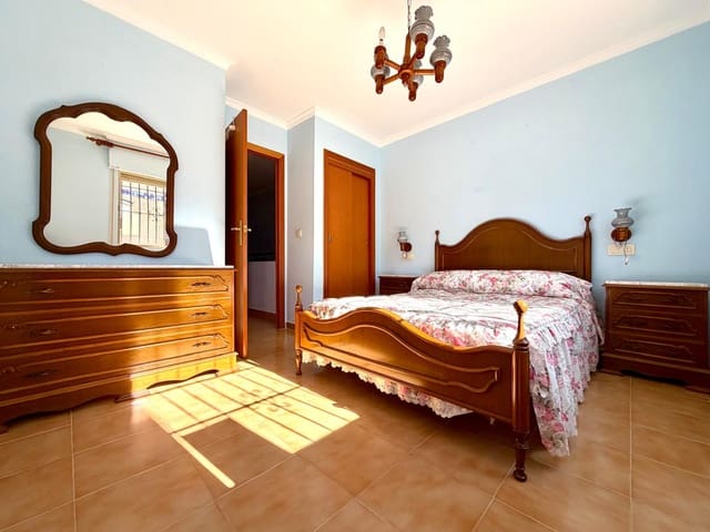 4 soverom Hus til salgs i Lo Pagan, San Pedro del Pinatar med garasje - € 154 995 (Ref: 9879583)