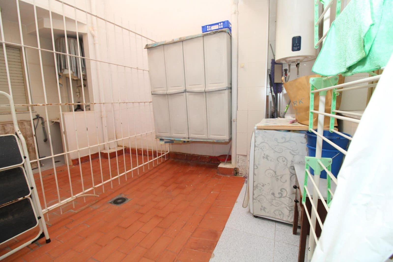 2 bedroom Beach Apartment for sale in Lo Pagan with garage - € 148,000 (Ref: 9879618)