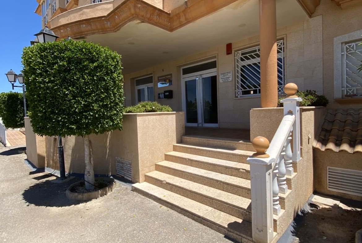 2 bedroom Apartment for sale in San Pedro del Pinatar with pool garage - € 139,995 (Ref: 9958500)