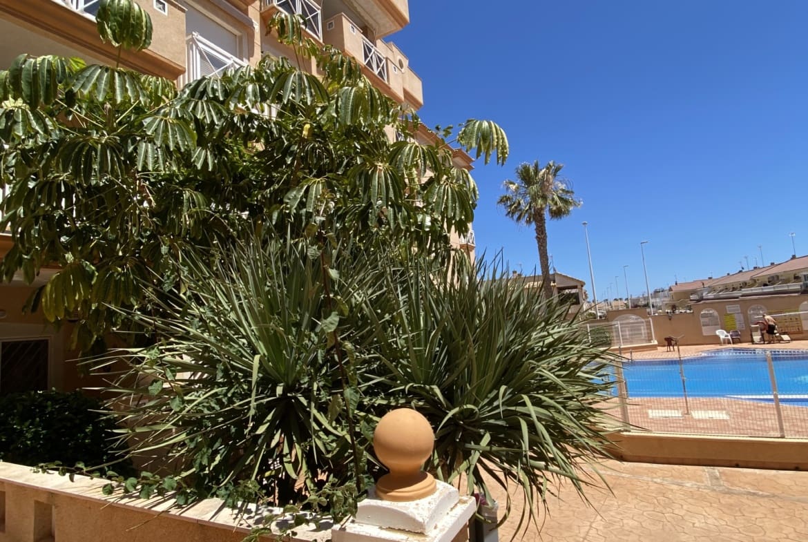 2 bedroom Apartment for sale in San Pedro del Pinatar with pool garage - € 139,995 (Ref: 9958500)